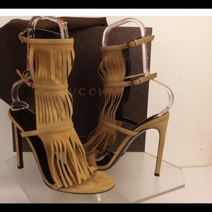 GUCCI Camelia Sandal size 35.5